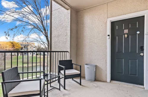 Fossil Creek Apartment | Radiant 2BR 2BA Apartment with Pool and Comfort