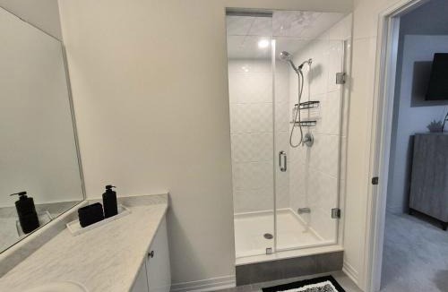 Brantford Apartment | Radiant Brantford 3-Bedroom Home with Dedicated Office Space