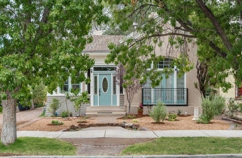 Downtown Albuquerque Apartment | Radiant Historic Downtown Home I Lots of Light I Covered Parking
