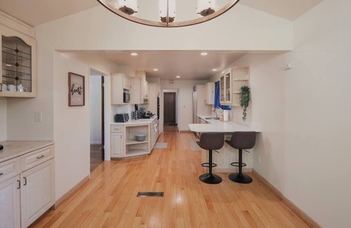 Monterey House | Radiant Monterey Escape 4bed/3bath