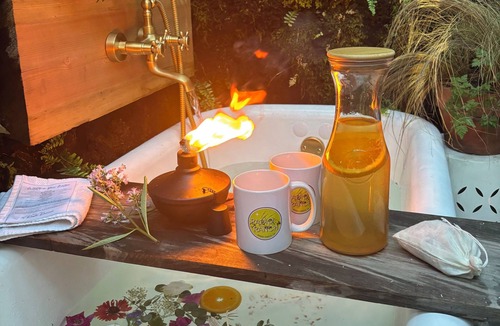 Burnt Ranch House | Radio Ranch