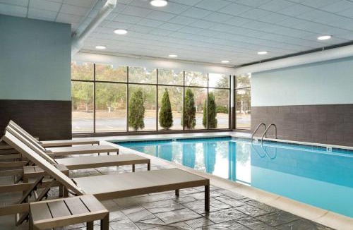 Akron Hotel | Radisson Akron-Fairlawn Copley