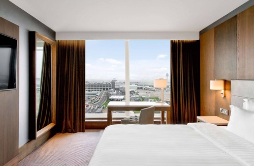 Ringway Hotel | Radisson Blu Hotel Manchester, Airport