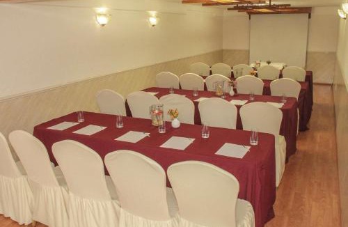 Toluca Hotel | Radisson Hotel & Convention Center Toluca