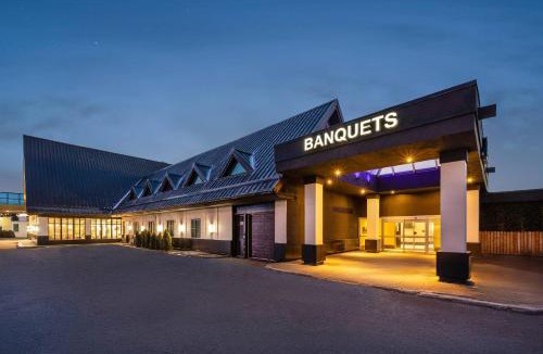 Saint-Laurent Hotel | Radisson Hotel Montreal Airport