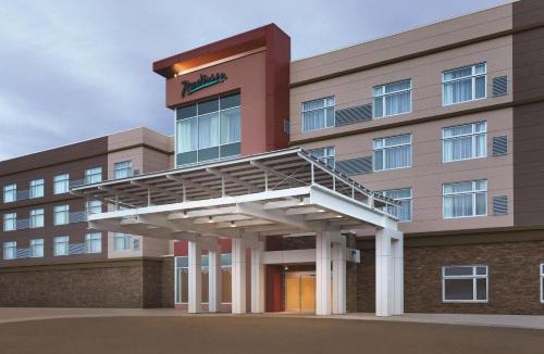 Fredericton Hotel | Radisson Kingswood Hotel Fredericton, NB