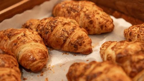 St. Margarets and North Twickenham Hotel | Radisson RED London Twickenham