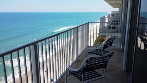 Canova Beach Hotel | Radisson Suite Hotel Oceanfront