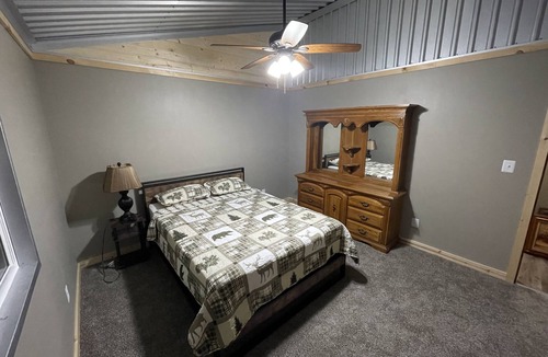Pittsburg Cabin | Radley Refuge