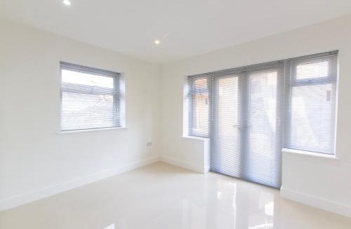 Southampton House | Radstock Road - Room 1