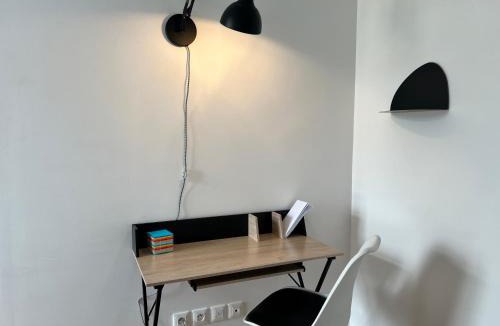Bapaume Apartment | Raffiné - Literie haut de gamme - Parking Gratuit - Central - WIFI rapide