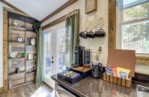 Murphy Cottage | Raft, Hike & Fish: Quiet Couple's Escape in Murphy