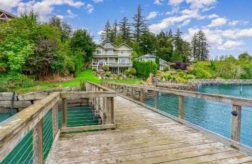 Gig Harbor House | Raft Island Retreat