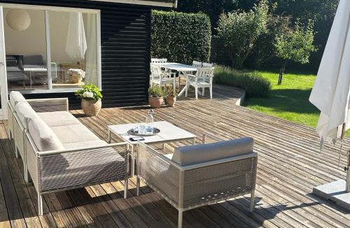 Rageleje House | Rageleje - Cozy, bright summerhouse near the beach and beautiful Heatherhill