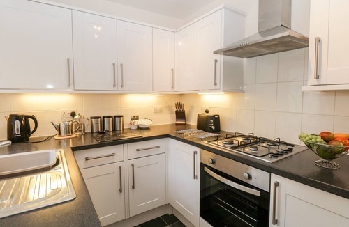 Bowness-on-Windermere Cottage | Raglan Cottage