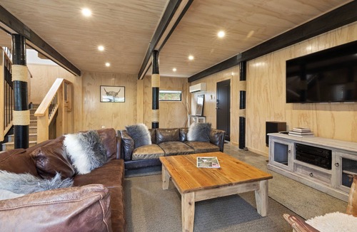 Raglan House | Raglan Country Lodge