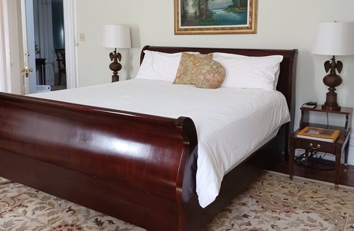 Petersburg Bed & Breakfast | Ragland Mansion Bed & Breakfast