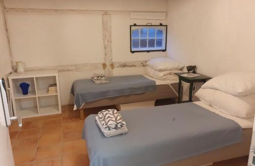 Nyord Hostel | Ragnhilds Gård, Hostel Vandrerhjem