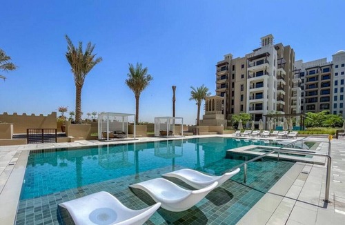 Umm Suqeim 3 Apartment | Rahal 904 · Desertique unique stay in front of Burj Al Arab