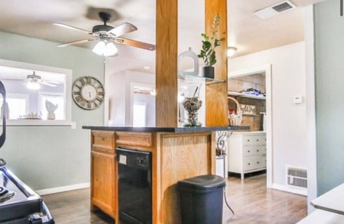 Heart of Lubbock House | Raider Retreat - near campus - backyard fireplace - pets welcome