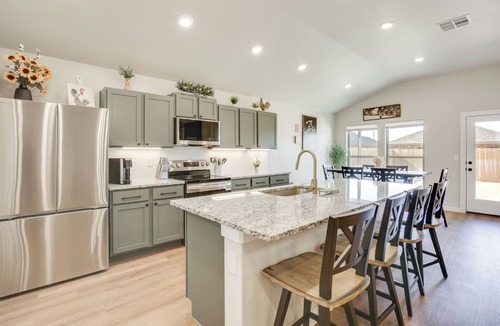 North by Northwest House | Raiderland Retreat! Family Home 5 Mi to Texas Tech