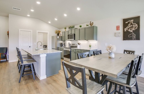 North by Northwest House | Raiderland Retreat! Family Home 5 Mi to Texas Tech