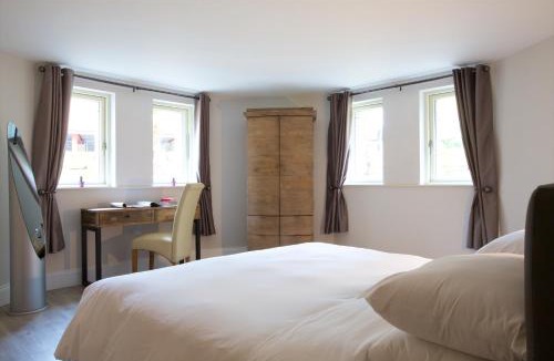 Nailsworth Apartment | Railway Apartments