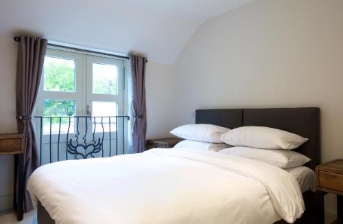 Nailsworth Apartment | Railway Apartments