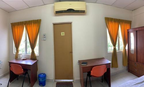 Ipoh Hostel | Railway Hostel