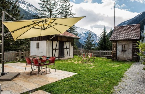 Wassen Ski Chalet | Railway keeper's house Eggwald