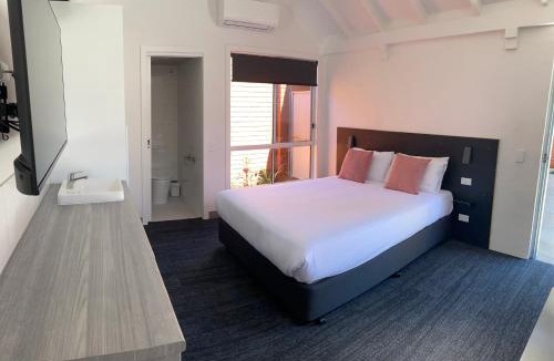 Myrtleford Hotel | Railway Motel Myrtleford