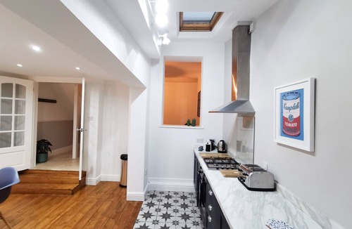 Splott House | Railway Street by Switchback Stays