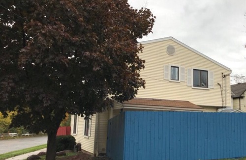 Downtown Niagara Falls House | Rain-Beau by the Falls