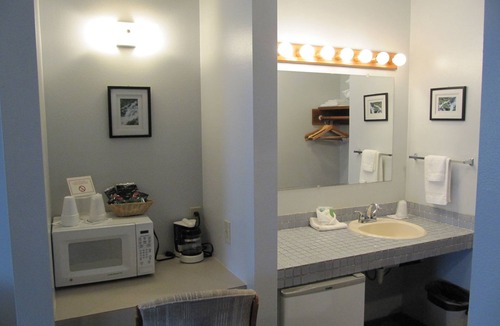 Quinault Hotel | Rain Forest Resort Village