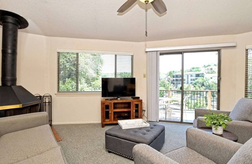 Lakeway Villa | Rain Lily #5 - Lakeside Luxury with Pool Access