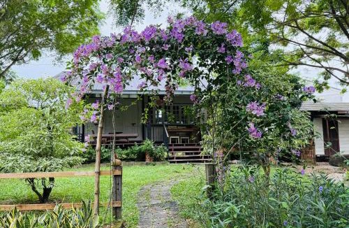 Central Seberang Perai Cabin | Rain Tree Country Home