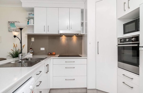 Coolangatta Apartment | Rainbow Bay Resort