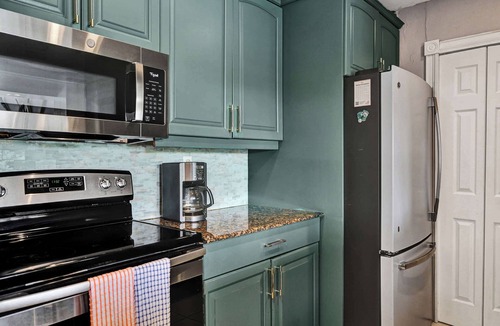 Coral Heights House | Rainbow Falls Estate For 8