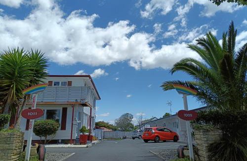 Tauranga Hotel | Rainbow Motel & Guest House