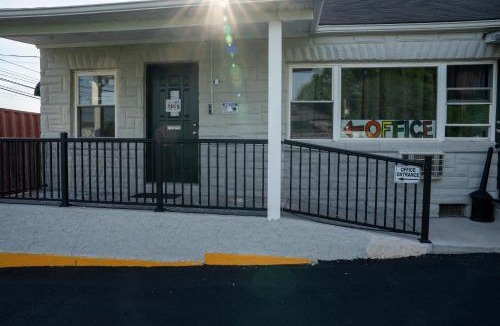 Monocacy Station Hotel | Rainbow Motel