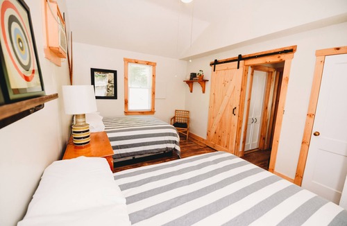 East Stroudsburg Hotel | Rainbow Mountain Resort