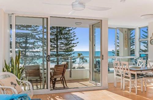 Coolangatta Apartment | Rainbow Pacific Unit 8