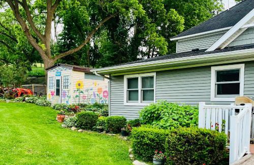 Onalaska Bed & Breakfast | Rainbow Ridge Farms