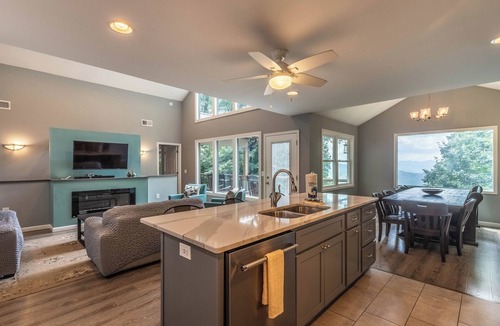 Bryson City Cabin | Rainbow Ridge - Hot Tub - Views - Open Large Deck