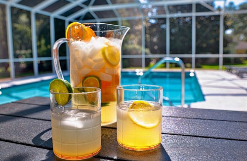 Dunnellon House | Rainbow River Pool House - KAYAKS and Floating Tubes - Heated Pool!
