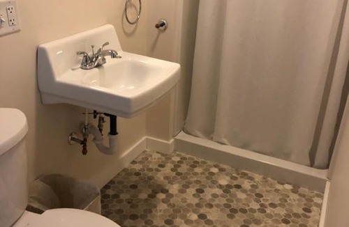 Pulaski Hotel | Rainbow Shores