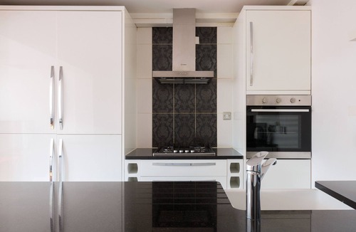 Canary Wharf Apartment | Rainbow Studio Canary Wharf