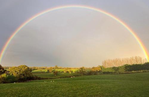 Ellesmere House | Rainbow View