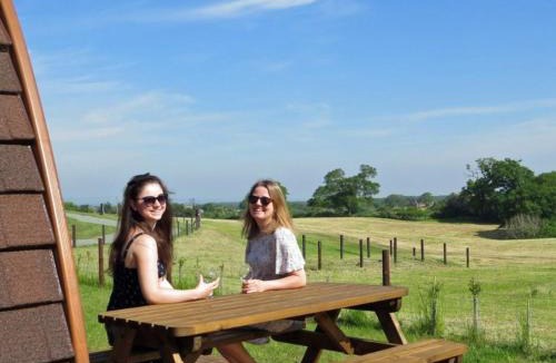Ellesmere House | Rainbow View