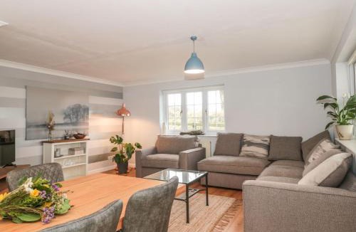 West Buckland House | Rainbow View